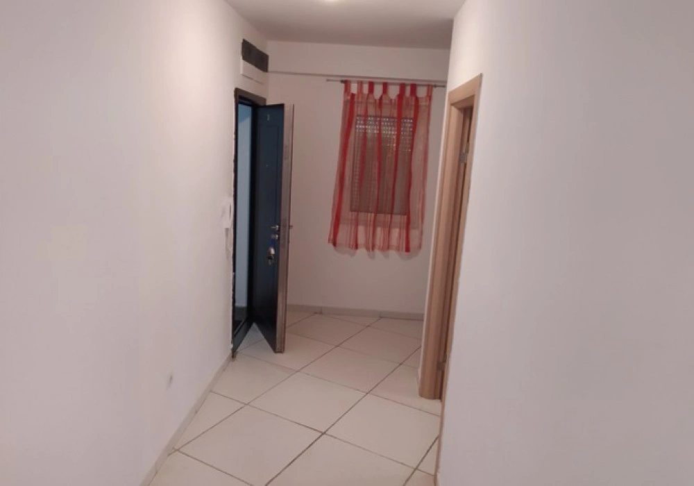 Apartments for sale 2 rooms, 91 m². Rafailovici. 