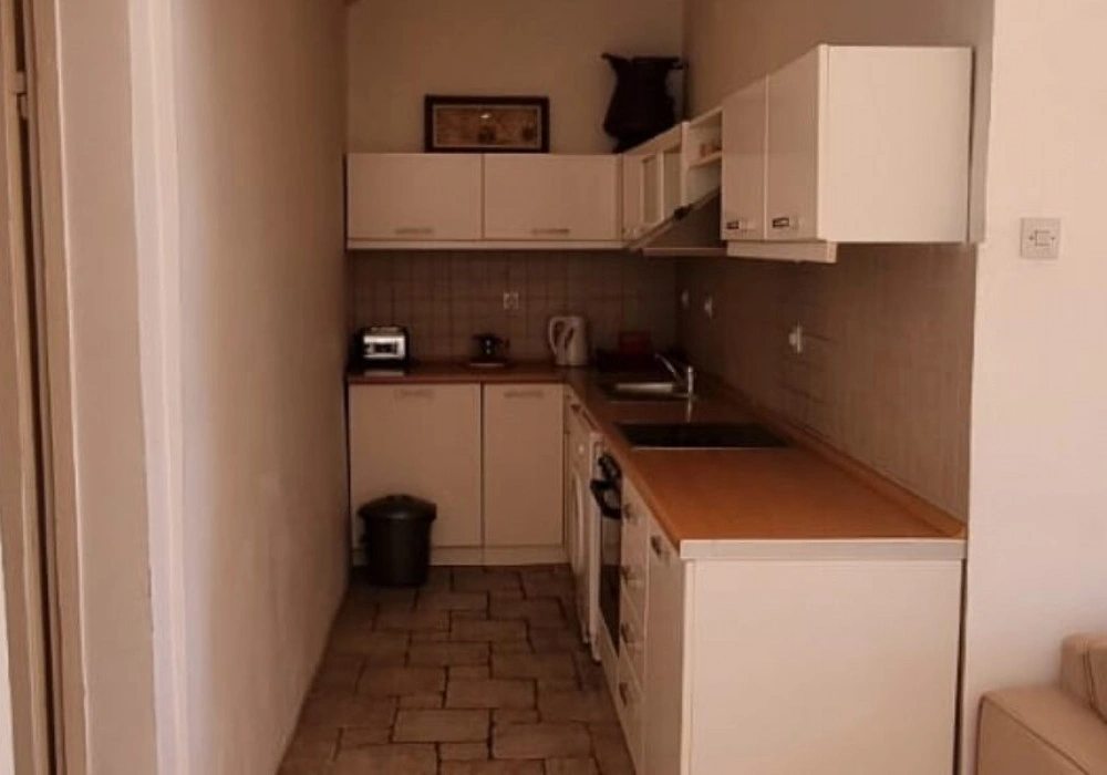 Apartments for sale 2 rooms, 72 m². Kotor. 