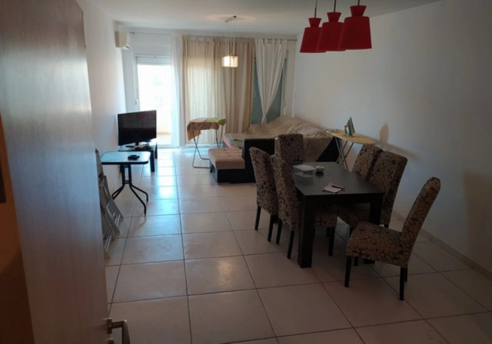 Apartments for sale 2 rooms, 77 m². Rafailovici. 