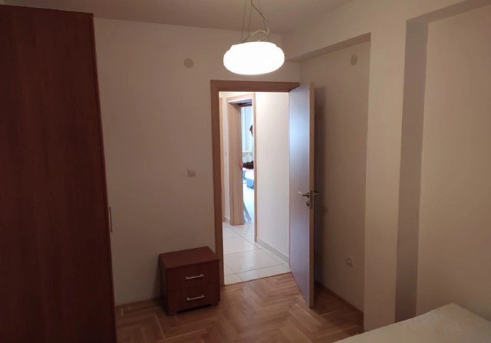 Stan na prodaju 2 собе, 77 m². Rafailovici. 