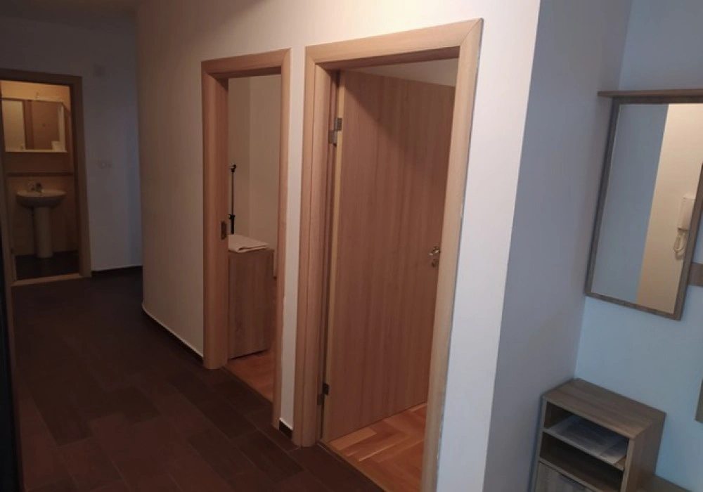 Stan na prodaju 3 собе, 83 m². Rafailovici. 