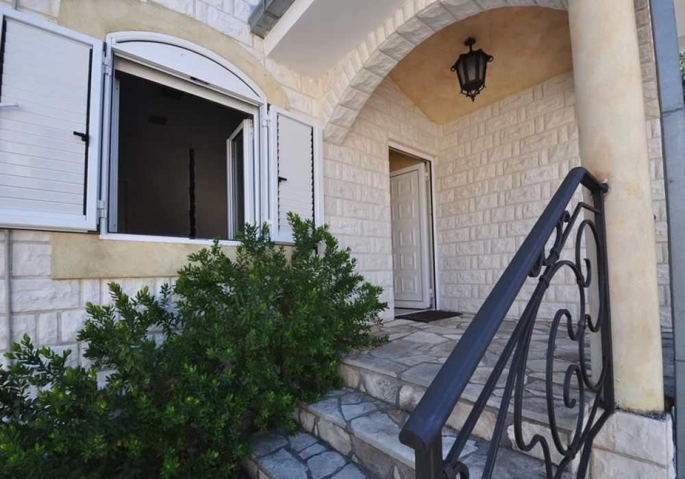 House for sale. Tivat. 