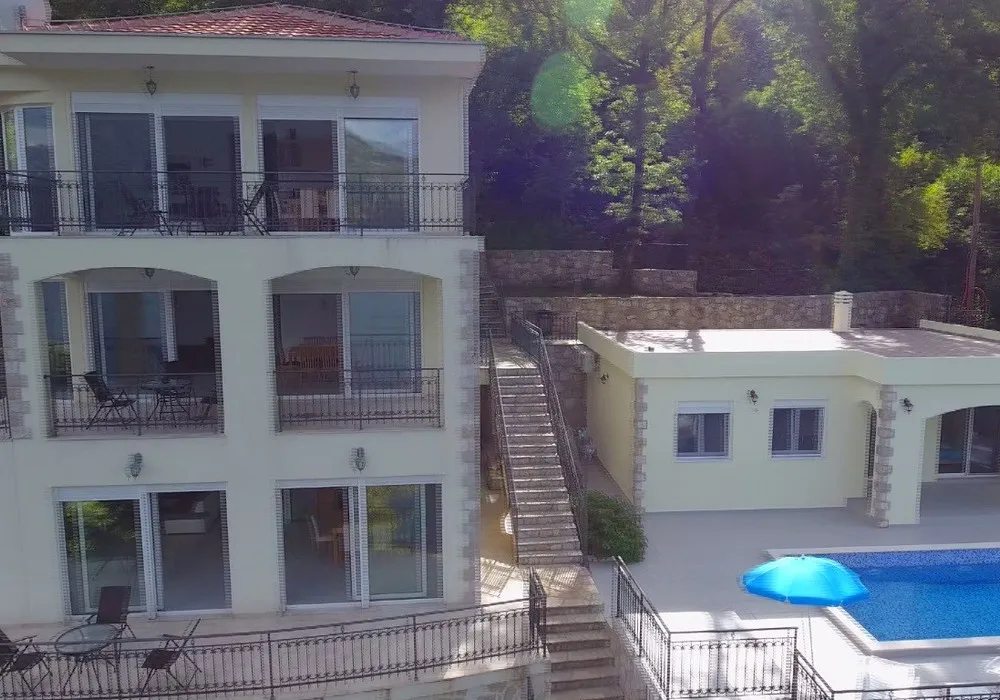 House for sale. Kostanica. 