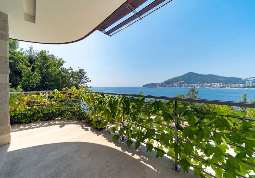 Apartments for sale. Budva. 