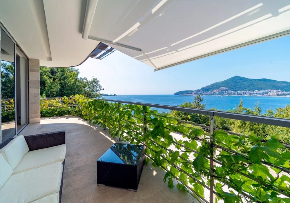 Apartments for sale. Budva. 