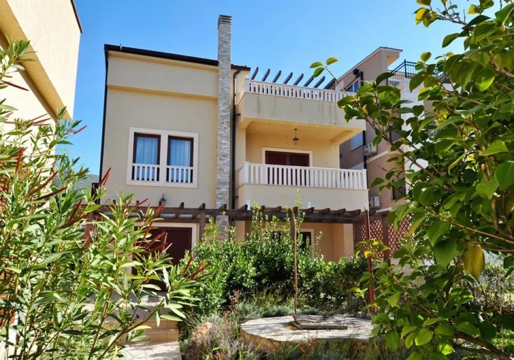 House for sale. Tivat. 