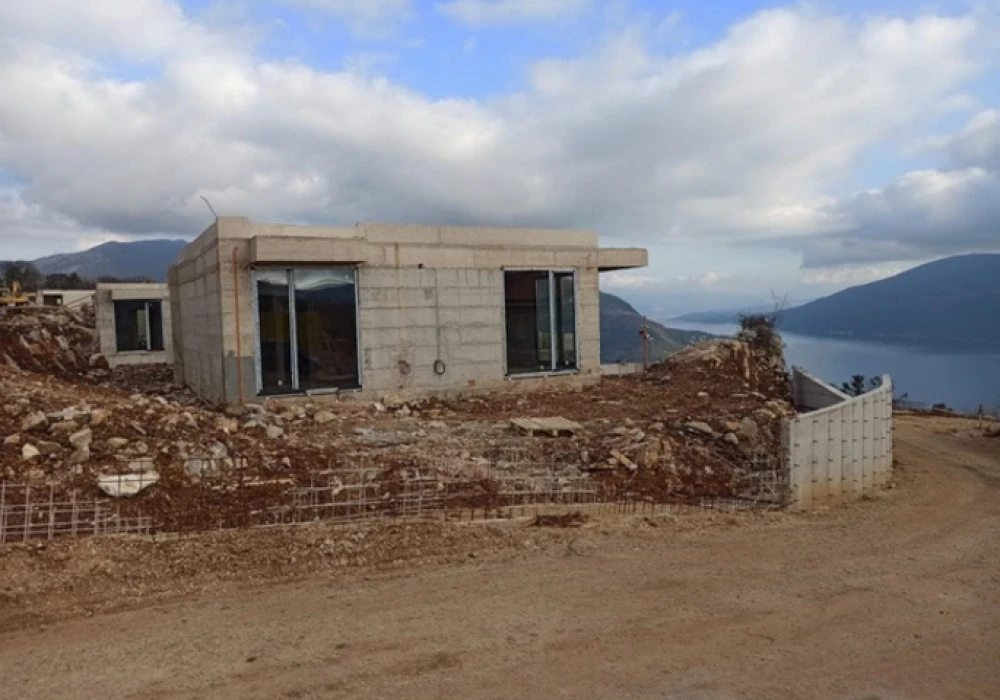 Kuća na prodaju 3 собе, 232 m². Herceg Novi. 