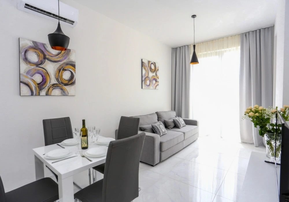 Apartments for sale 52 m². Becici. 