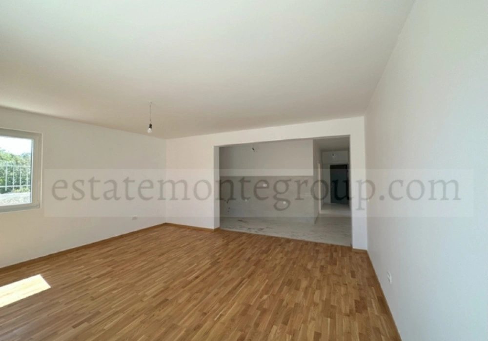 Stan na prodaju 2 собе, 77 m². Tivat. 