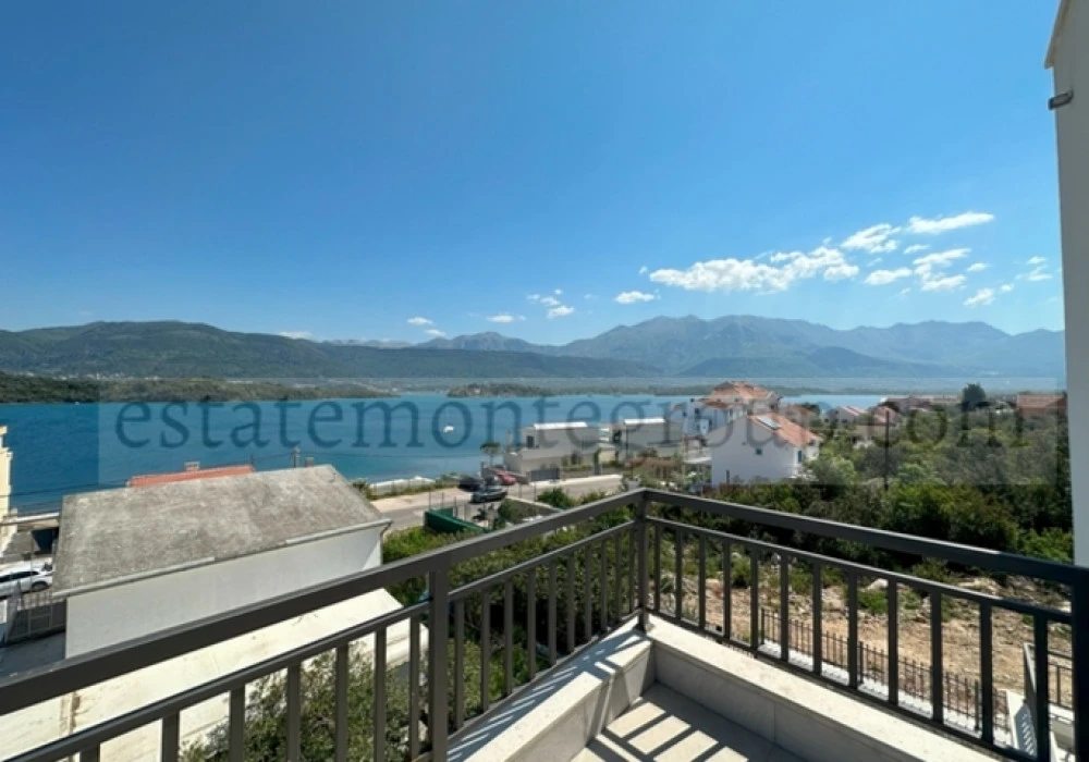 Apartments for sale 52 m². Tivat. 