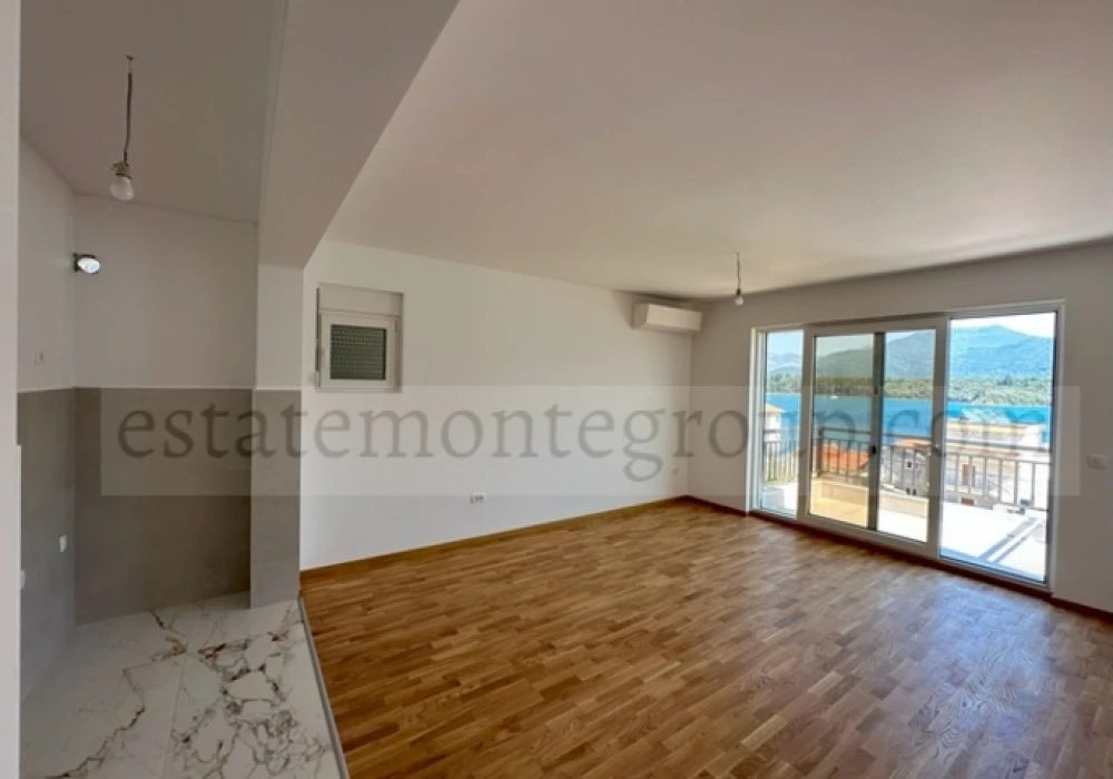 Stan na prodaju 52 m². Tivat. 