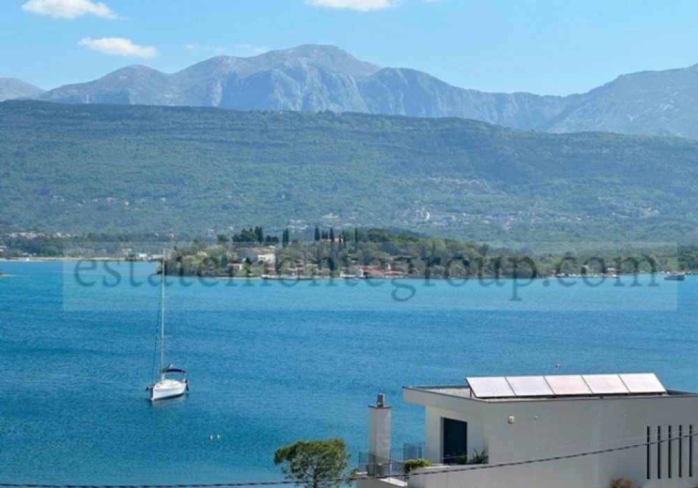 Apartments for sale 52 m². Tivat. 