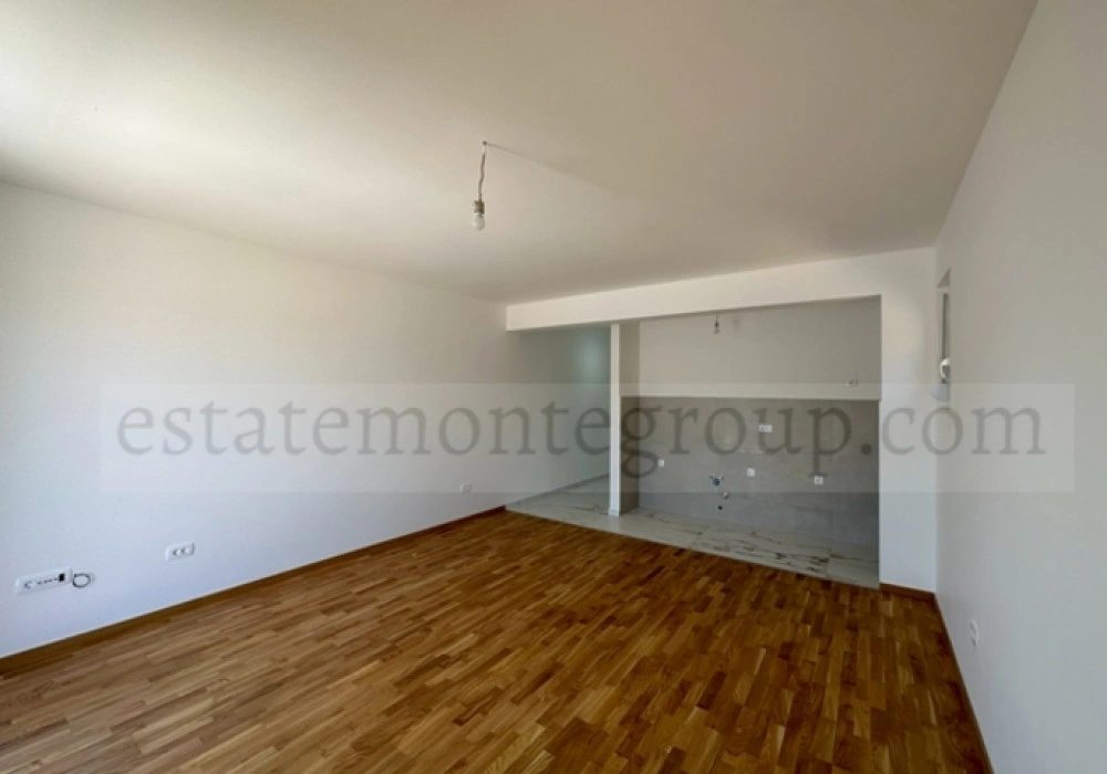 Stan na prodaju 52 m². Tivat. 