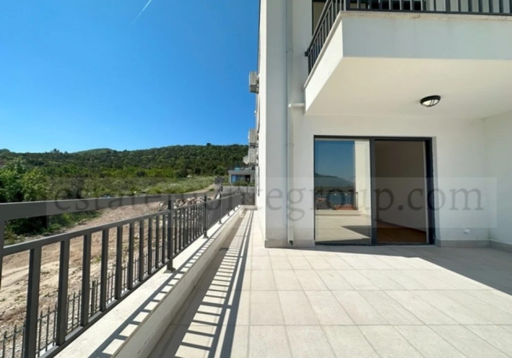 Apartments for sale 75 m². Tivat. 