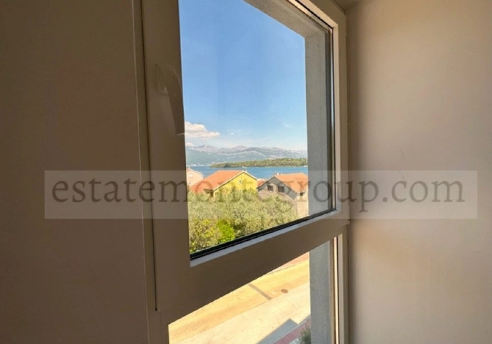 Stan na prodaju 2 собе, 97 m². Tivat. 