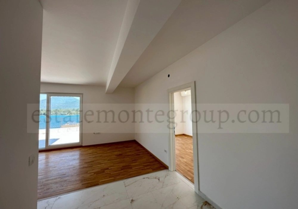 Apartments for sale 2 rooms, 97 m². Tivat. 