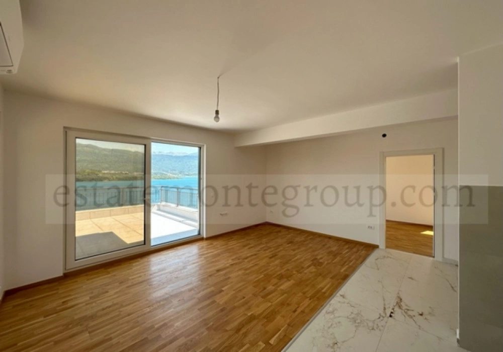 Apartments for sale 2 rooms, 97 m². Tivat. 