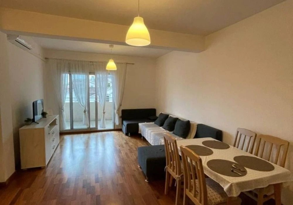 Stan na prodaju 3 собе, 91 m². Budva. 