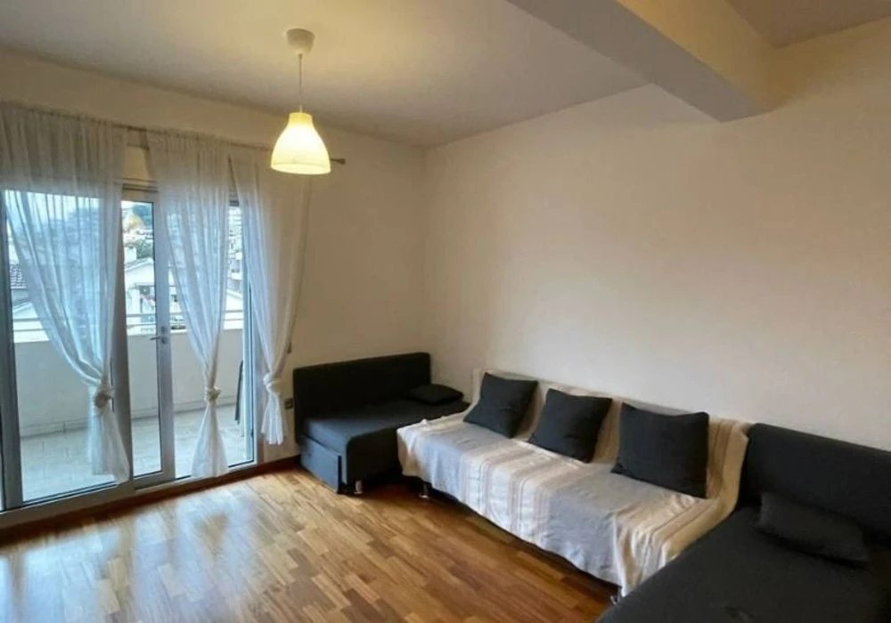 Apartments for sale 3 rooms, 91 m². Budva. 