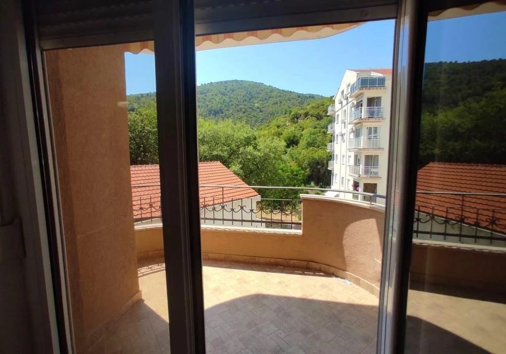 Apartments for sale 54 m². Budva. 