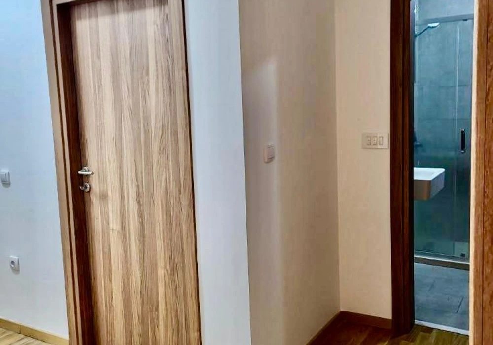 Stan na prodaju 2 собе, 78 m². Dobrota. 