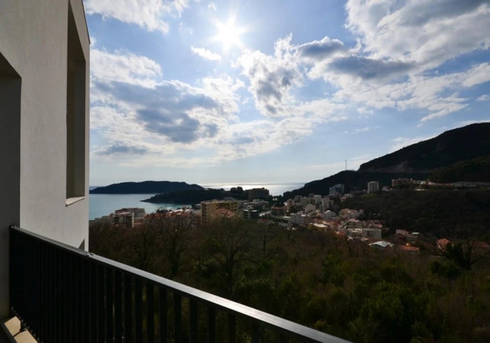 Apartments for sale 60 m². Becici. 