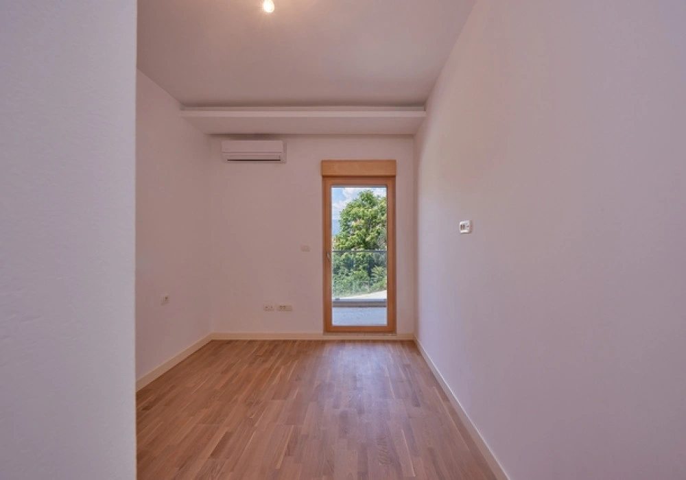 Apartments for sale 60 m². Dobrota. 