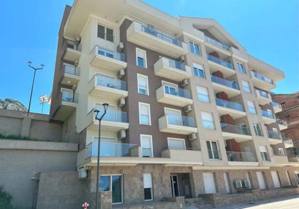 Apartments for sale 60 m². Dobrota. 