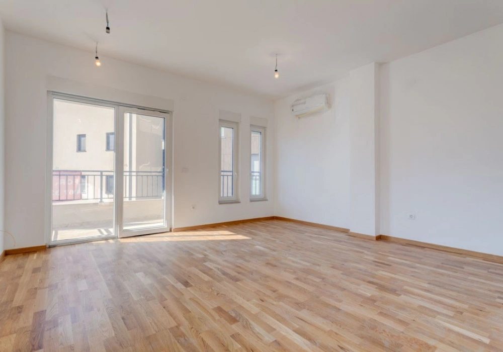 Stan na prodaju 2 собе, 88 m². Becici. 