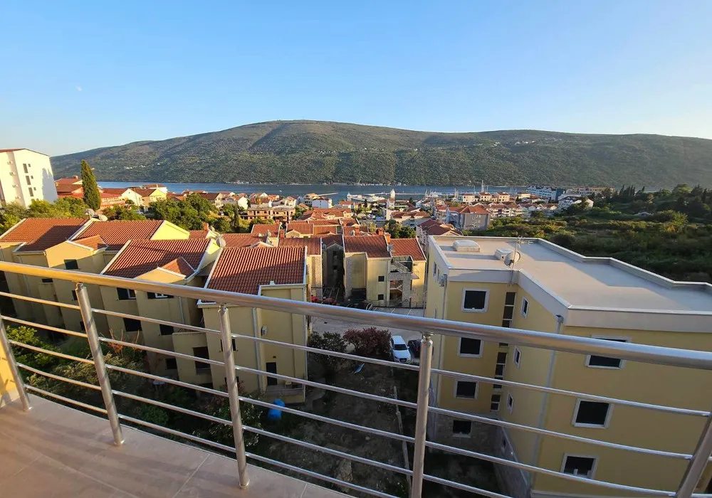 Apartments for sale 47 m². Dzenovici. 