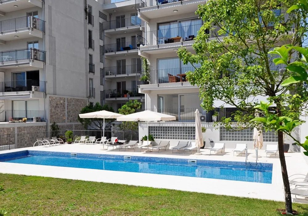 Apartments for sale. Dobrota. 