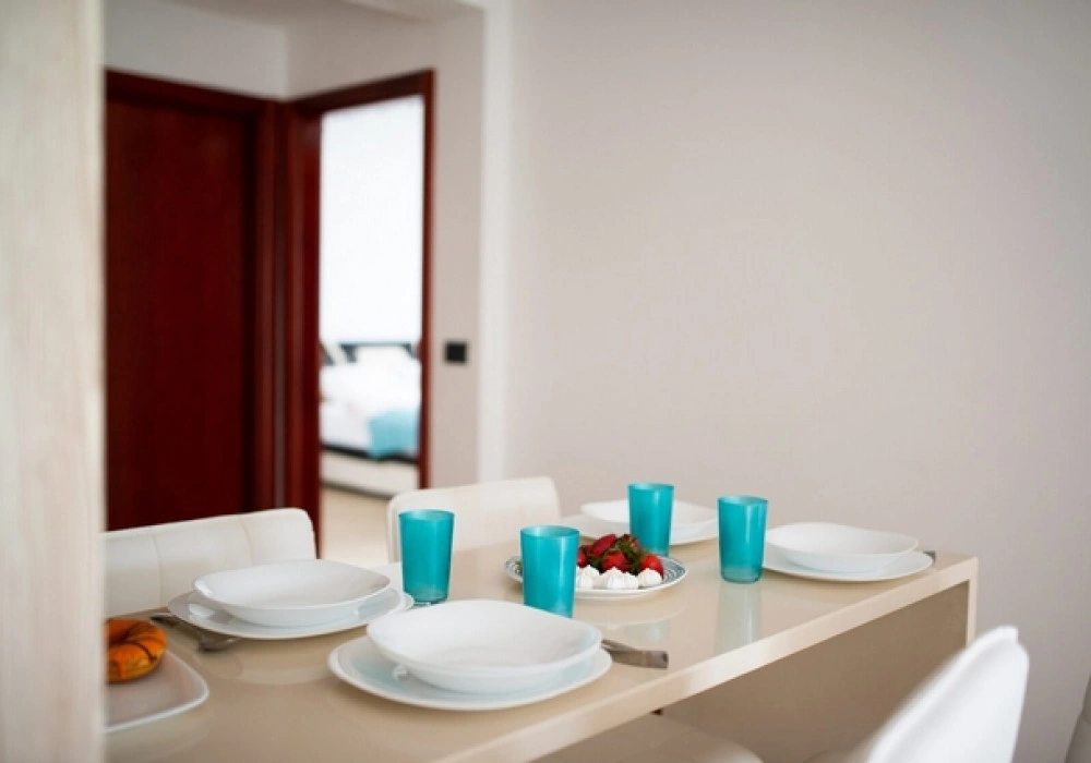 Apartments for sale 2 rooms, 142 m². Rafailovici. 