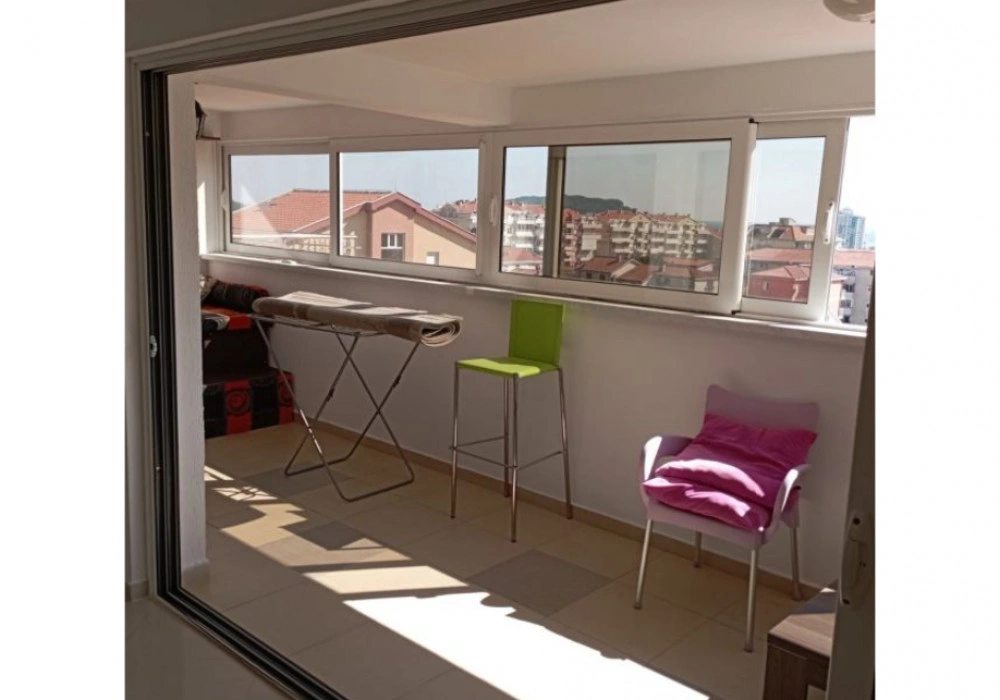 Apartments for sale 3 rooms, 86 m². Budva. 