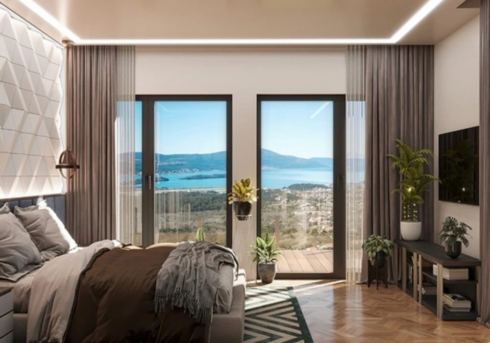 Kuća na prodaju 4 собе, 193 m². Tivat. 