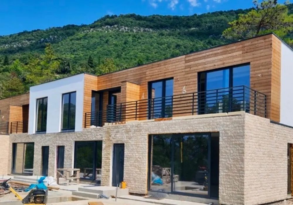 Kuća na prodaju 4 собе, 193 m². Tivat. 