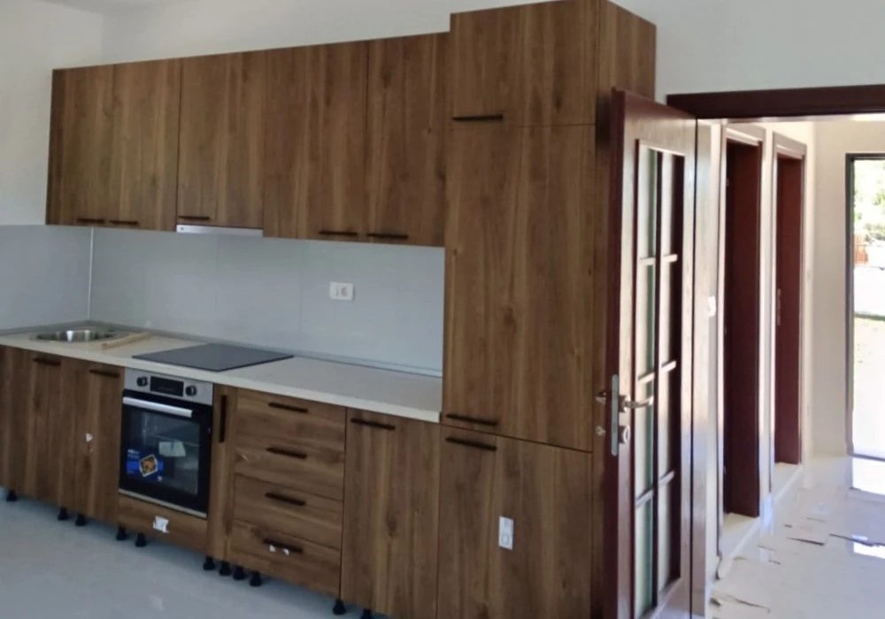 Kuća na prodaju 2 собе, 65 m². Krimovica. 