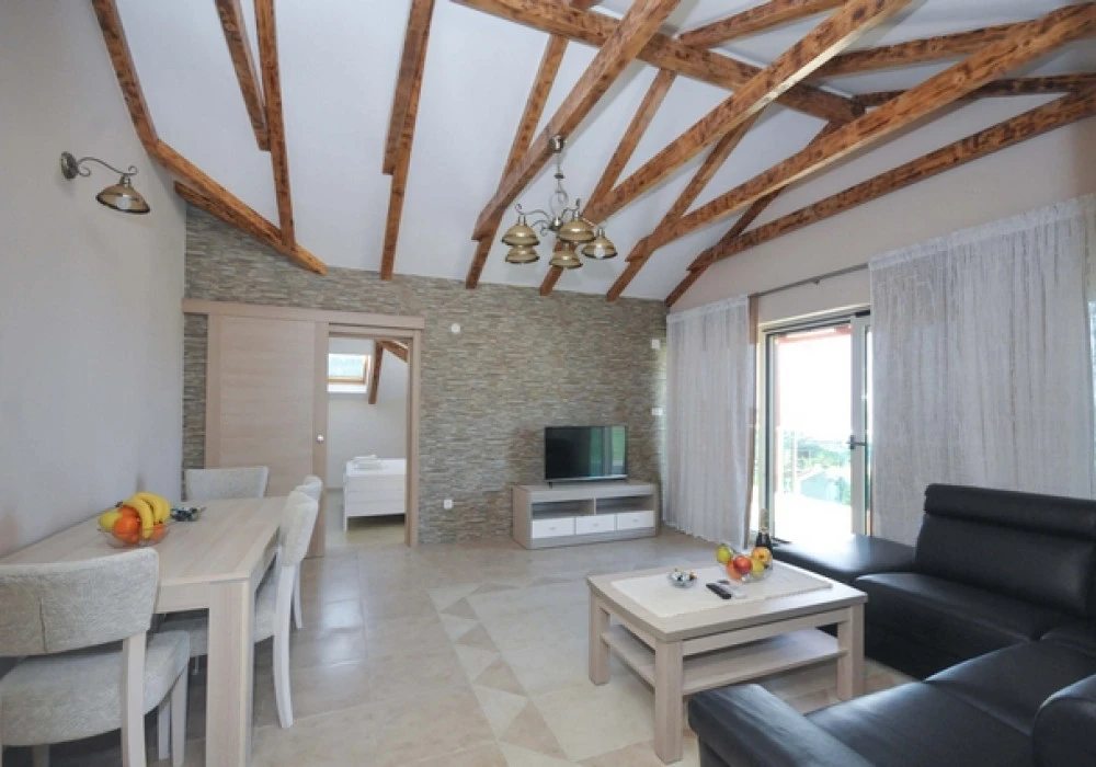 Apartments for sale 4 rooms, 137 m². Becici. 