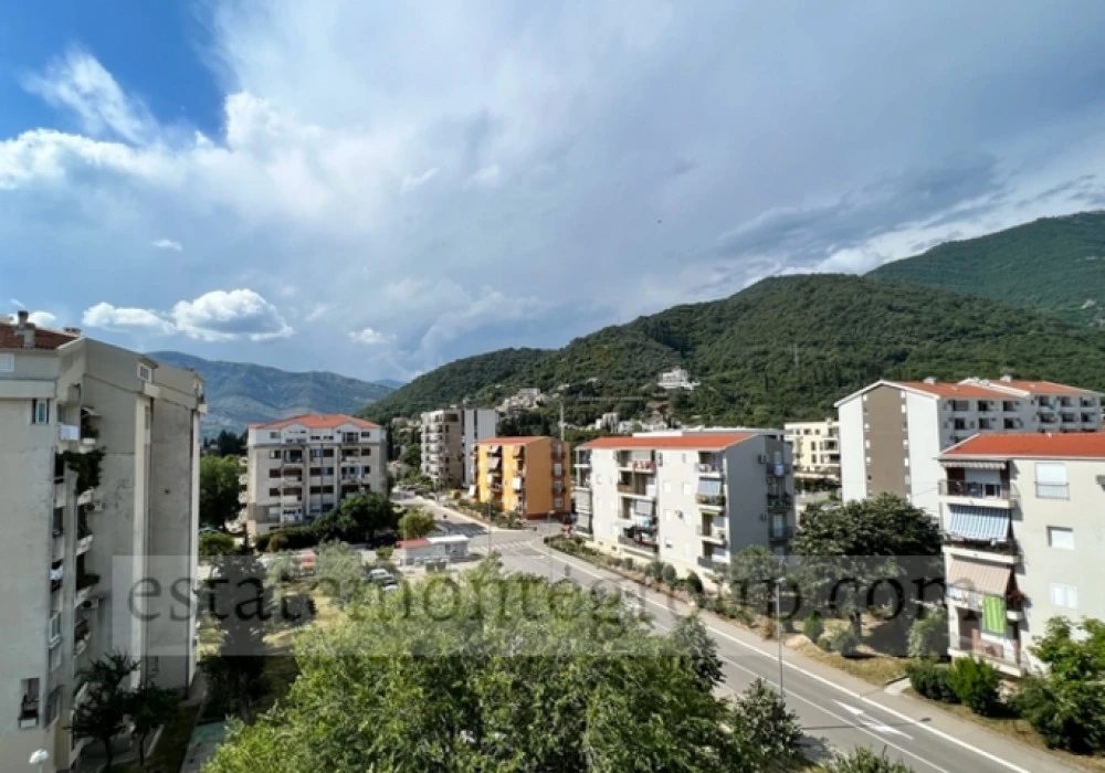 Stan na prodaju 61 m². Tivat. 