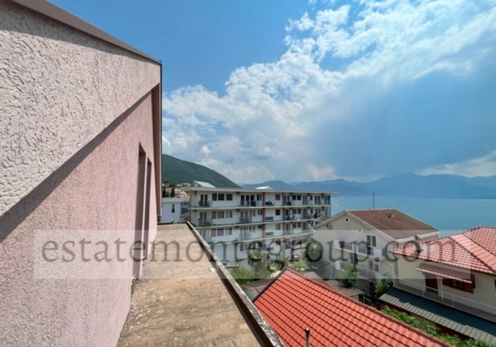 Stan na prodaju 2 собе, 102 m². Herceg Novi. 