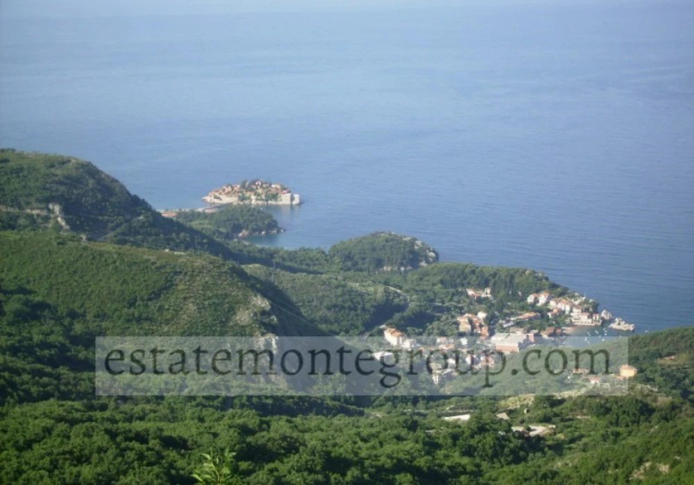 Land for sale for residential construction. Budva. 