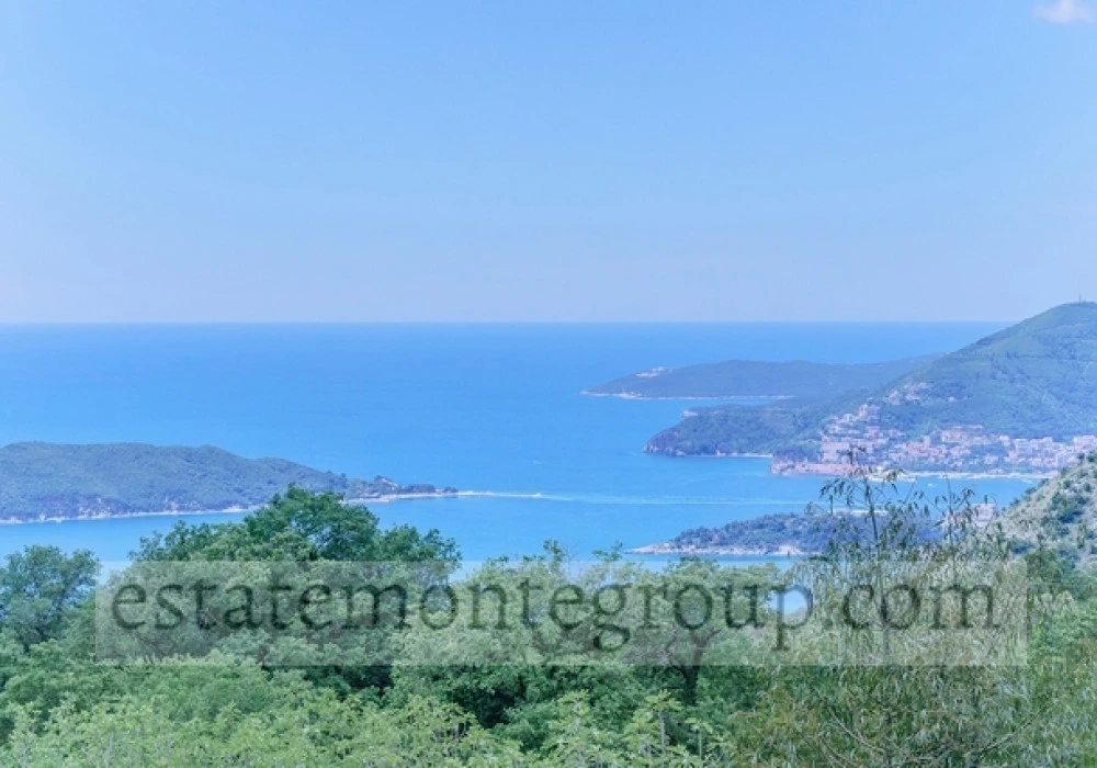 Land for sale for residential construction. Budva. 