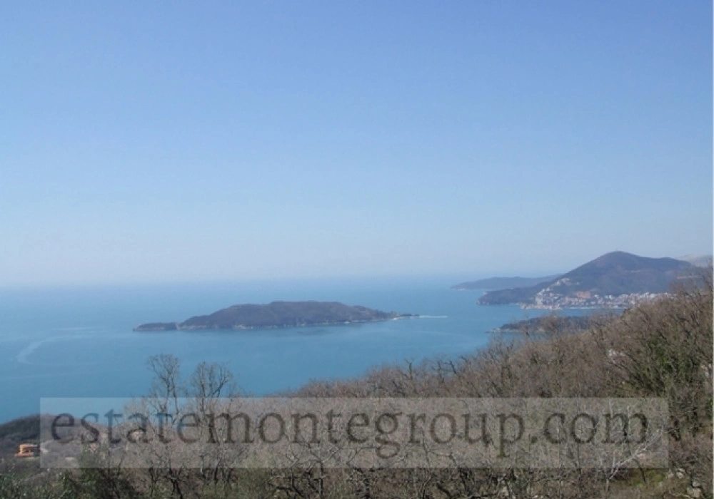 Land for sale for residential construction. Budva. 