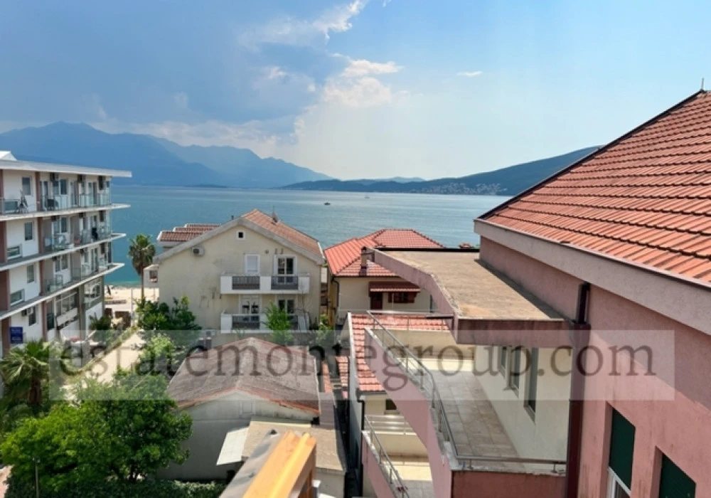 Stan na prodaju 3 собе, 159 m². Herceg Novi. 