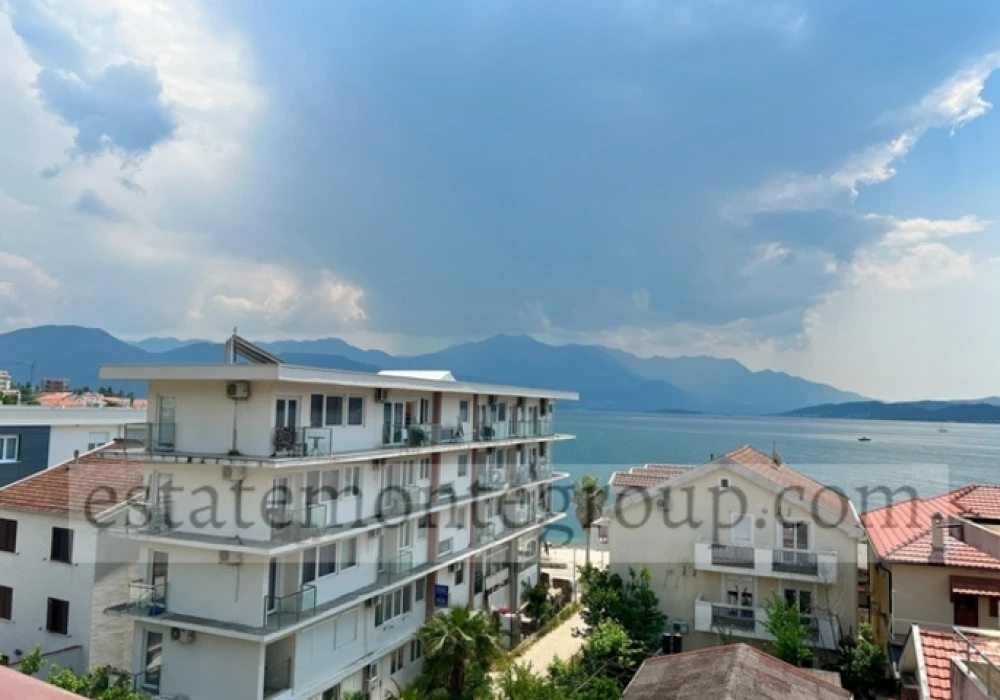 Stan na prodaju 3 собе, 159 m². Herceg Novi. 