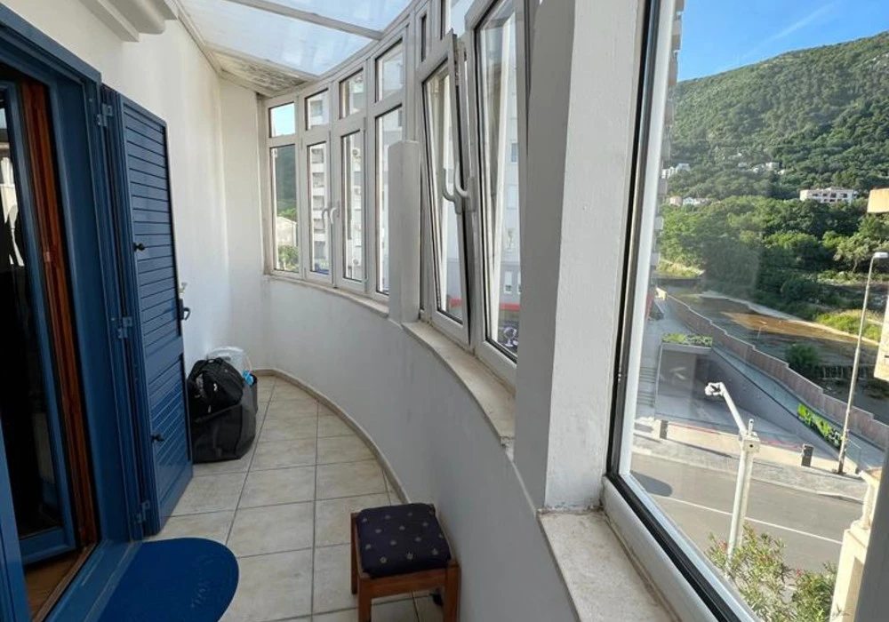 Apartments for sale 2 rooms, 58 m². Budva. 