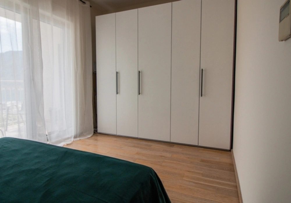 Apartments for sale 2 rooms, 75 m². Dobrota. 