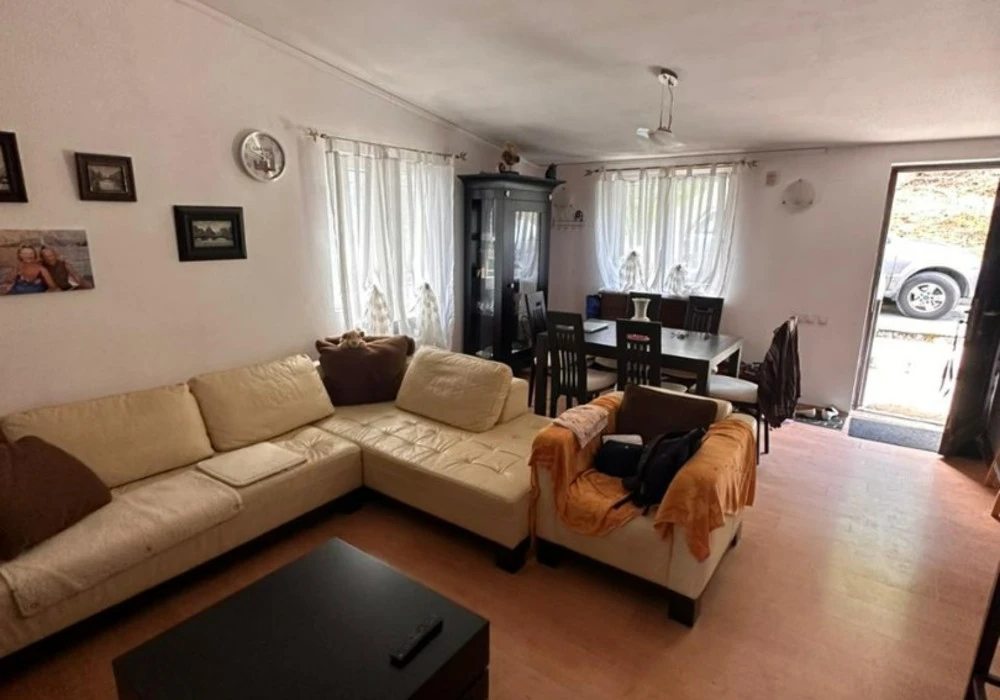 Apartments for sale 80 m². Kotor. 