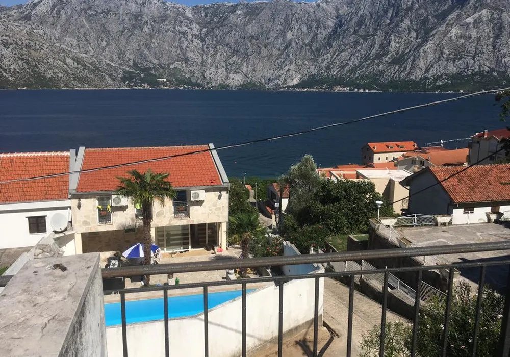 Stan na prodaju 80 m². Kotor. 