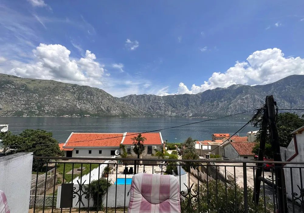 Stan na prodaju 80 m². Kotor. 