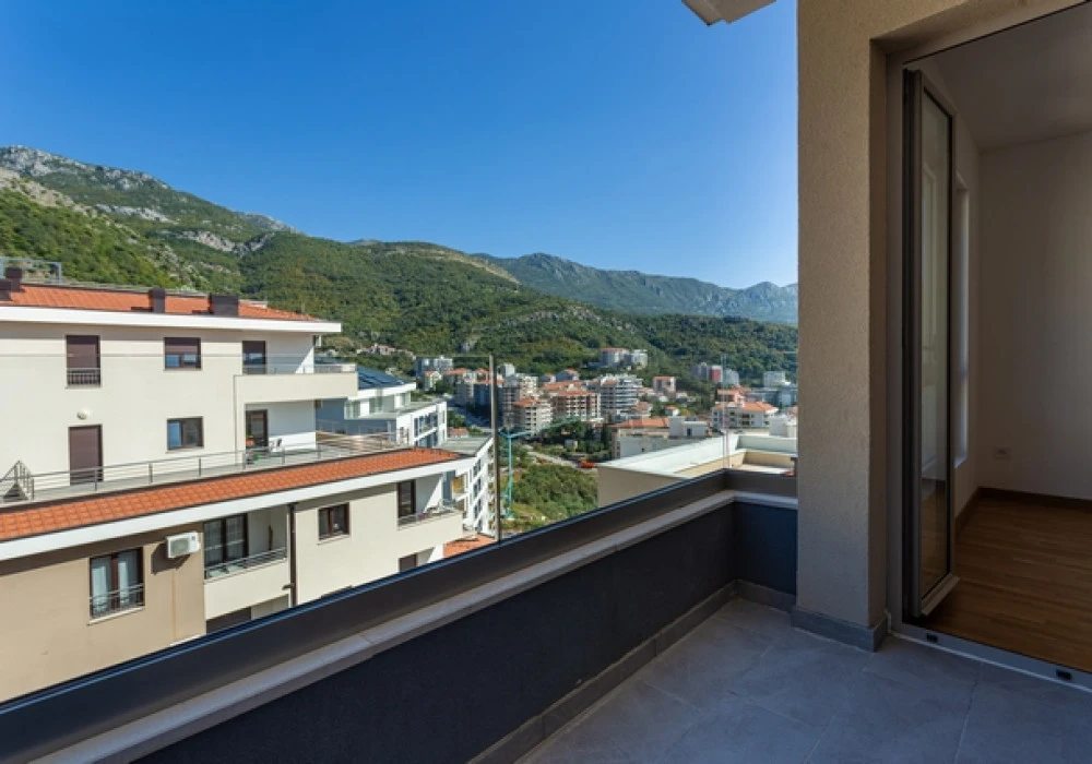 Apartments for sale 43 m². Becici. 